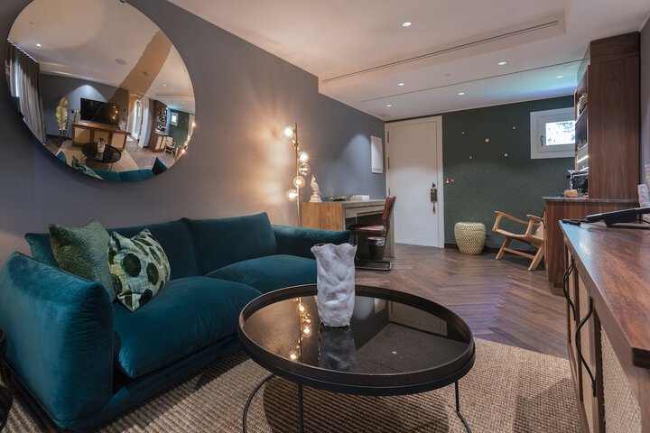 Room 45 of 139