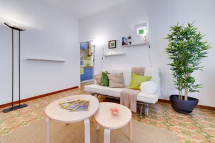 Room 8 of 10