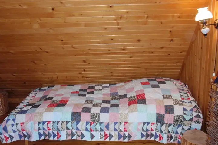 Room 3 of 17