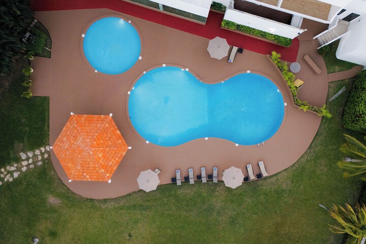 Pool 45 of 79