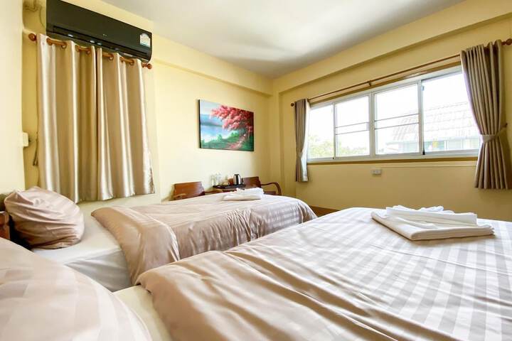 Room 30 of 62