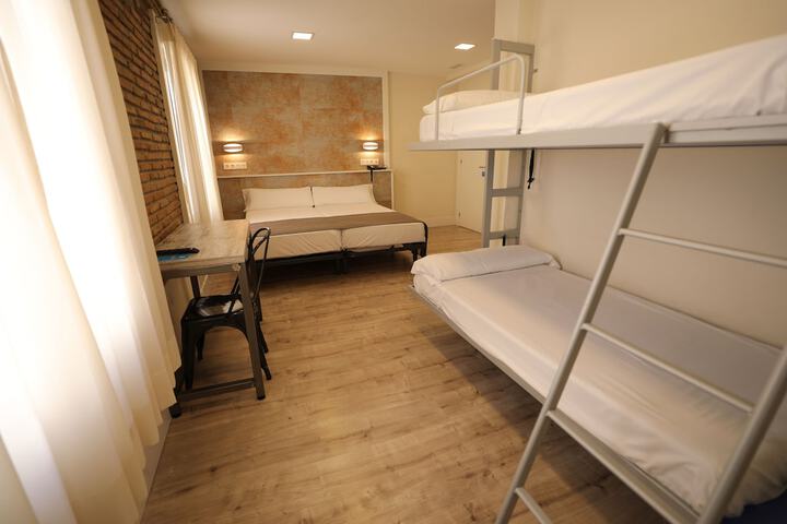 Room 22 of 65