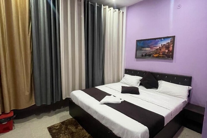 Room 22 of 44