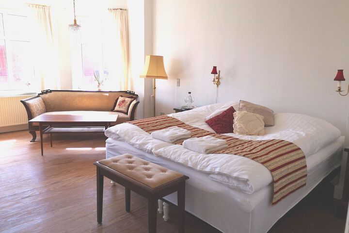 Room 20 of 42