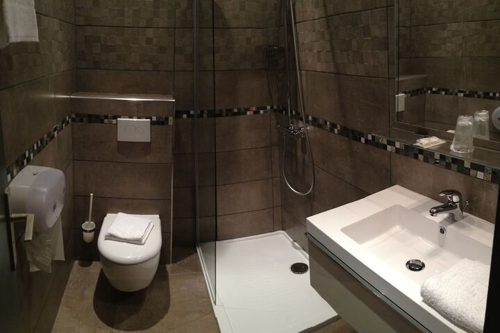 Bathroom Interior Photo