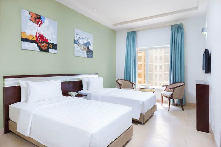 Room 14 of 27