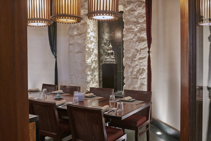 Dining 72 of 147