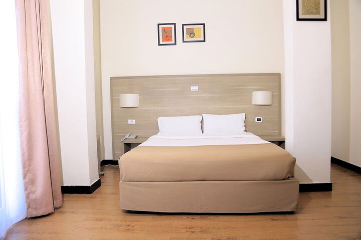 Room 15 of 41