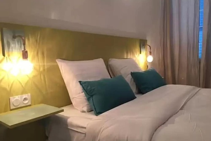 Room 32 of 56