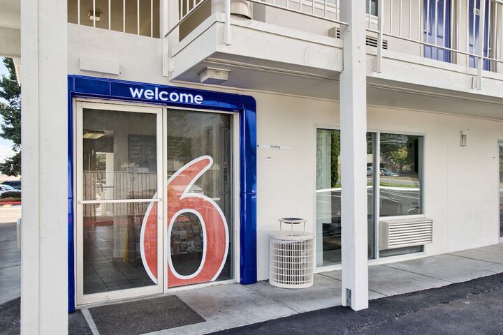 Hotel 33 of 33