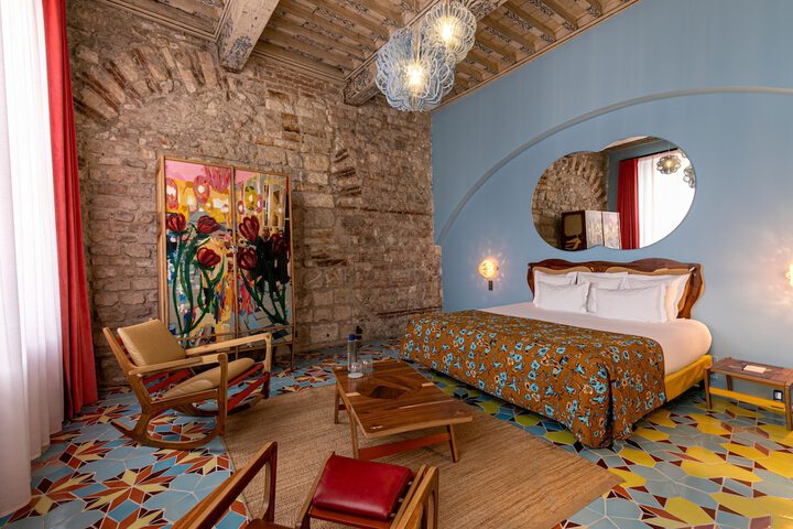 Room 5 of 21