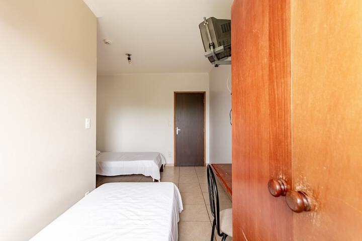 Room 11 of 20