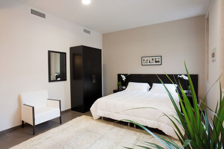 Room 7 of 35