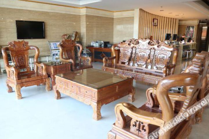 Hotel Interior 14 of 27