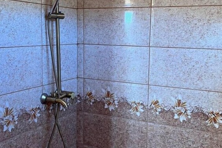 Room 76 of 117