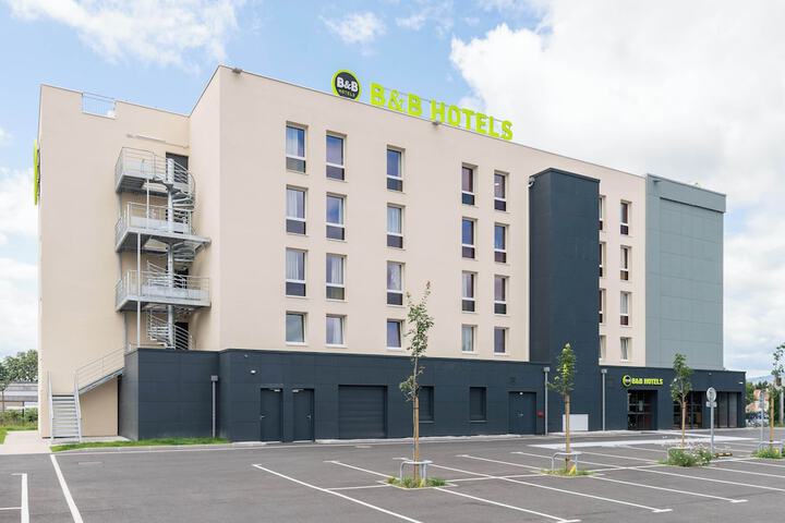 B & B HOTEL Villefranche-sur-Saône Sud in Villefranche-sur-Saône