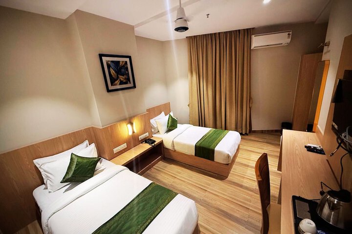 Room 48 of 156
