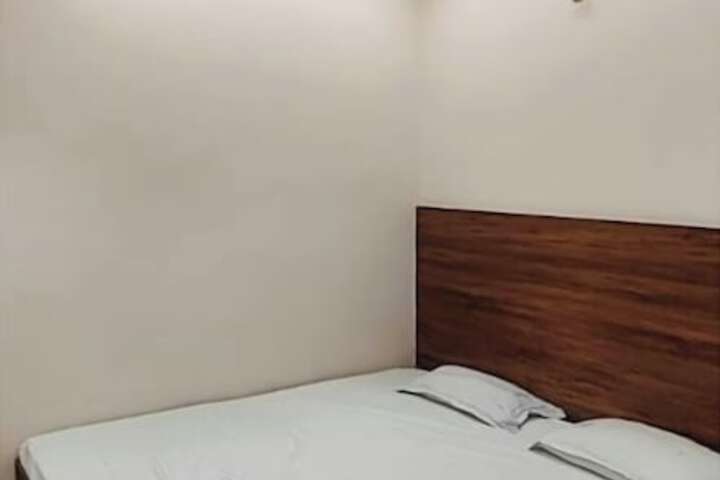 Room 29 of 41
