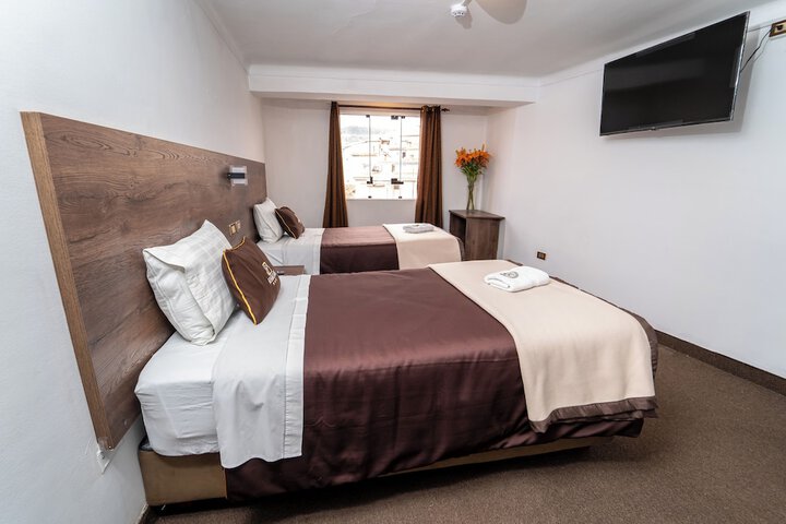 Room 2 of 29