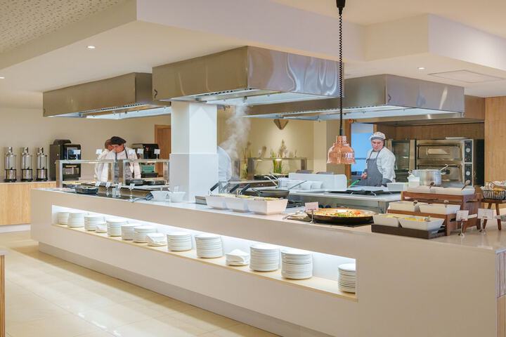 Dining 60 of 71