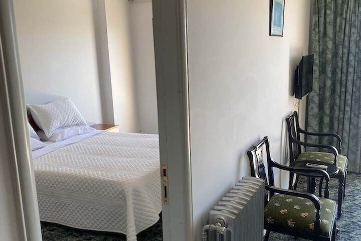 Room 11 of 19