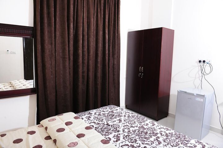 Room 15 of 36