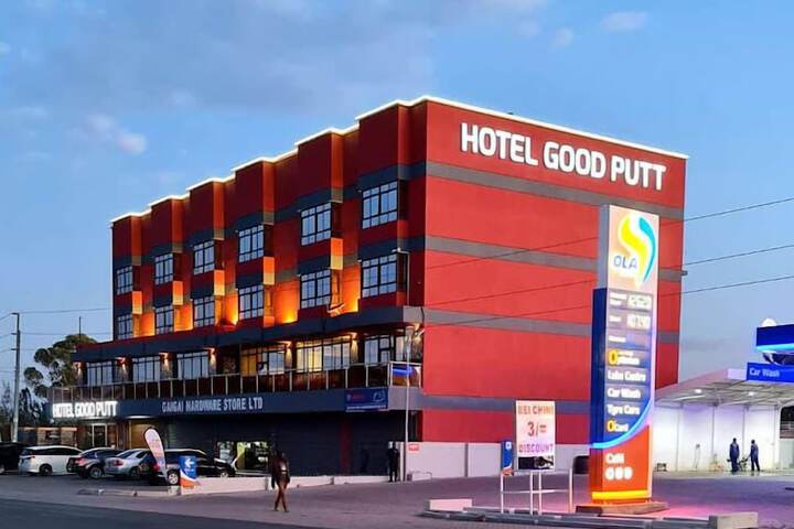 Hotel 40 of 41