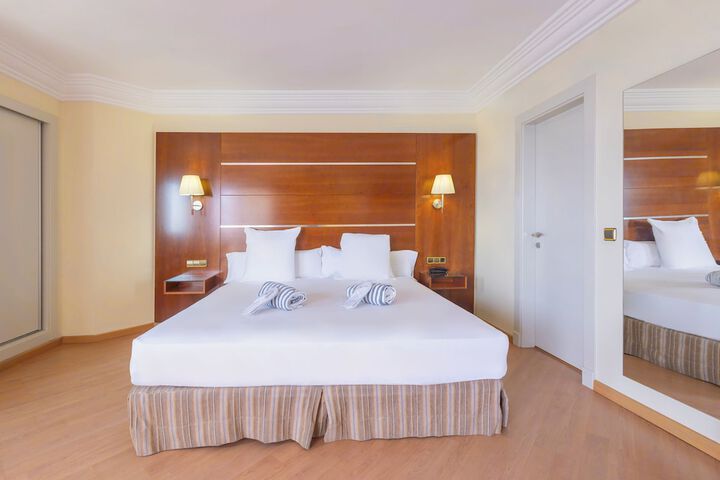 Room 10 of 47