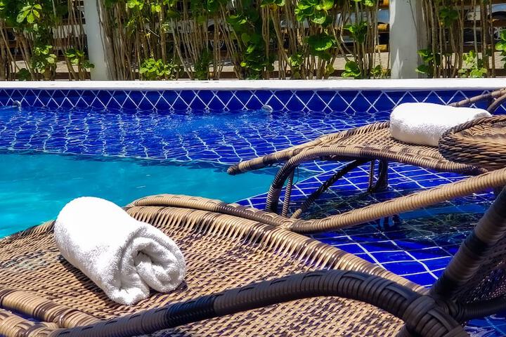 Pool 39 of 123