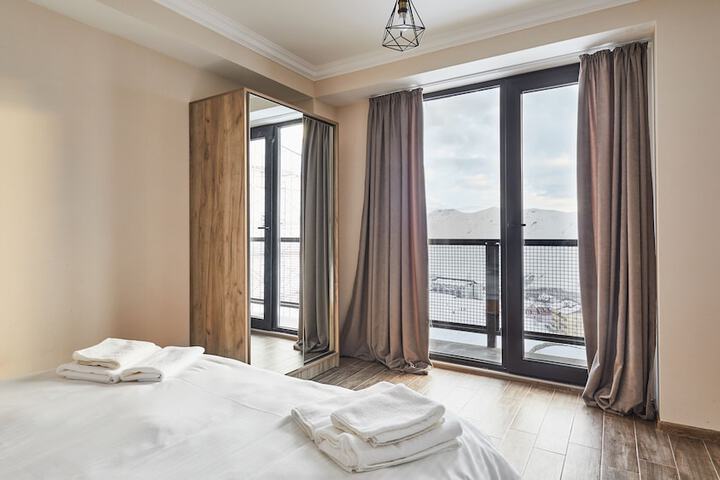 Room 49 of 92