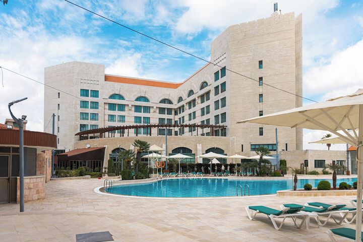 Hotel 63 of 64