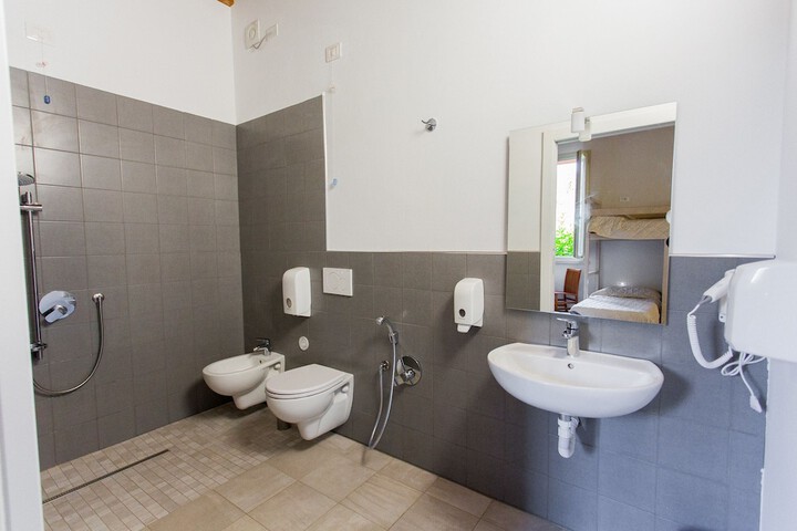 Clean Restrooms