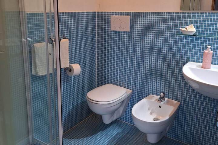 Room 34 of 45