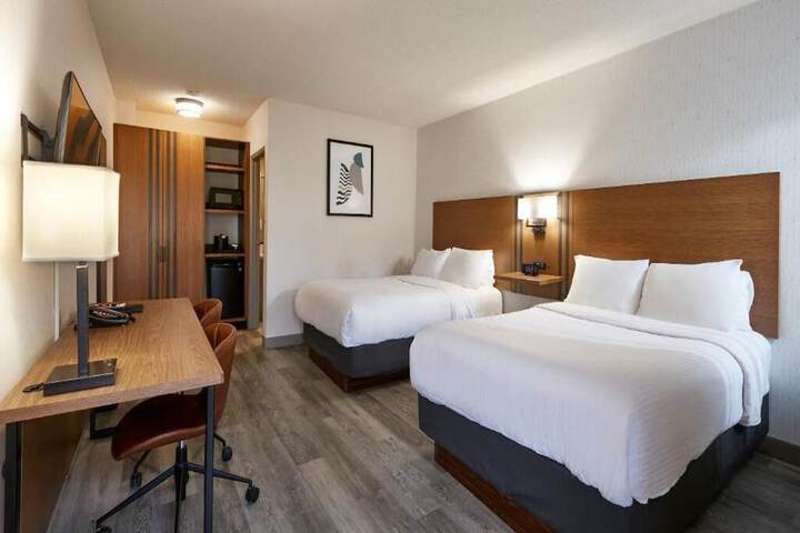 Room 3 of 5