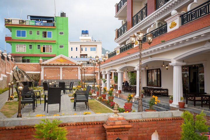 Hotel Exterior 14 of 20