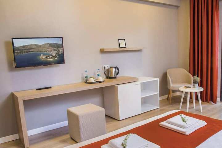 Room 14 of 73