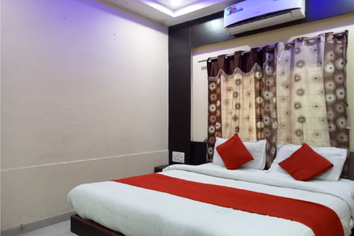 Hotel Krishna Palace Vastrapur