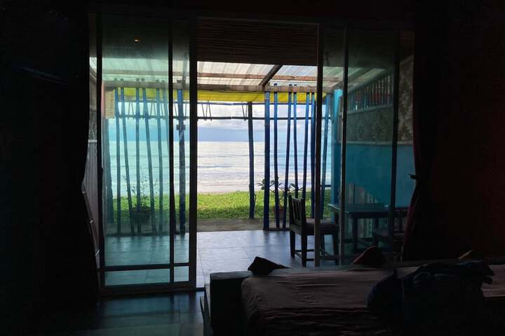 Room 104 of 169