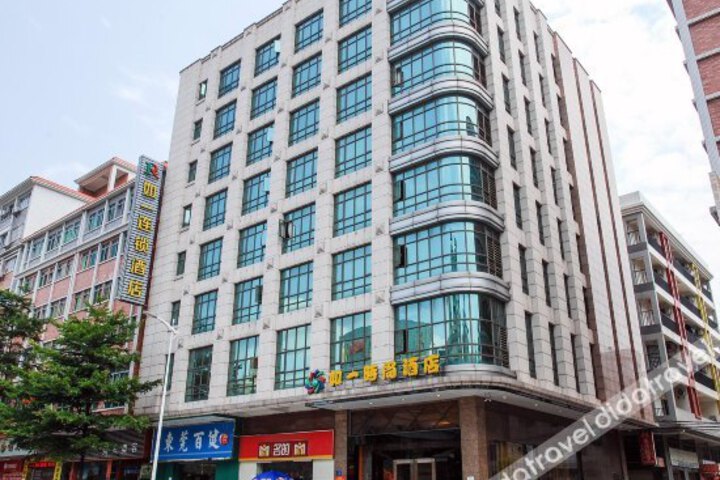 Ruyi Hotel (Dongguan Zhenxing Road)