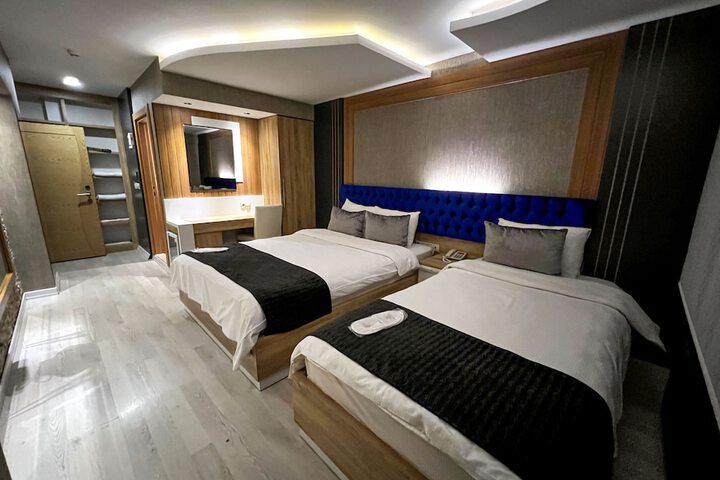 Room 3 of 23