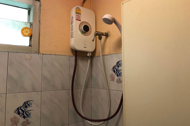 Room 16 of 24