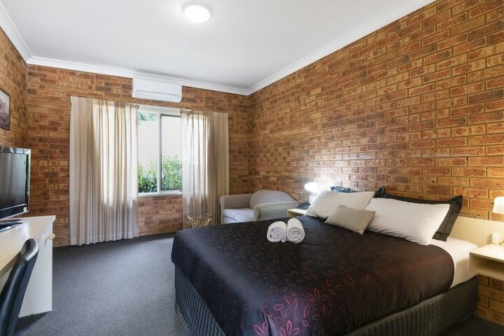 Room 6 of 21