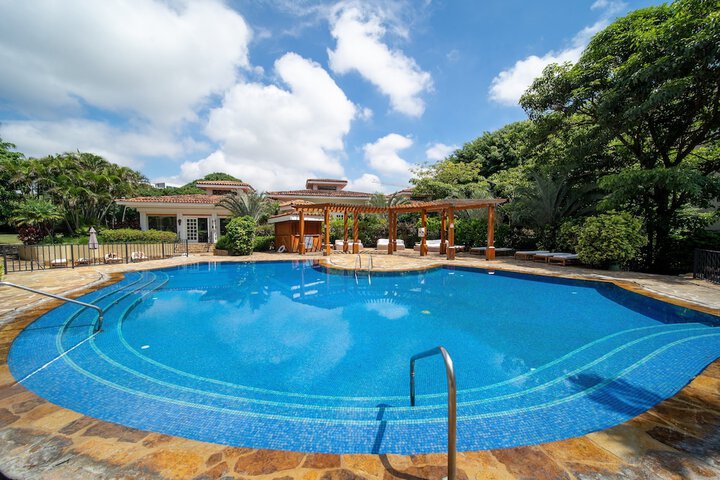 Pool 58 of 164
