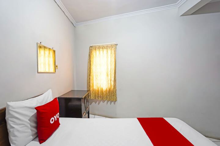 Room 5 of 25