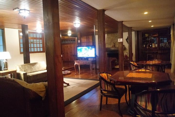 Room 30 of 59