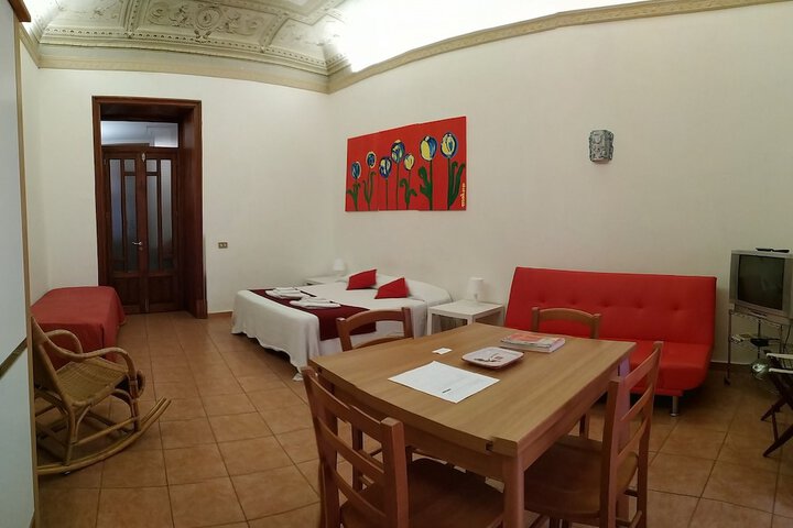 Room 21 of 36