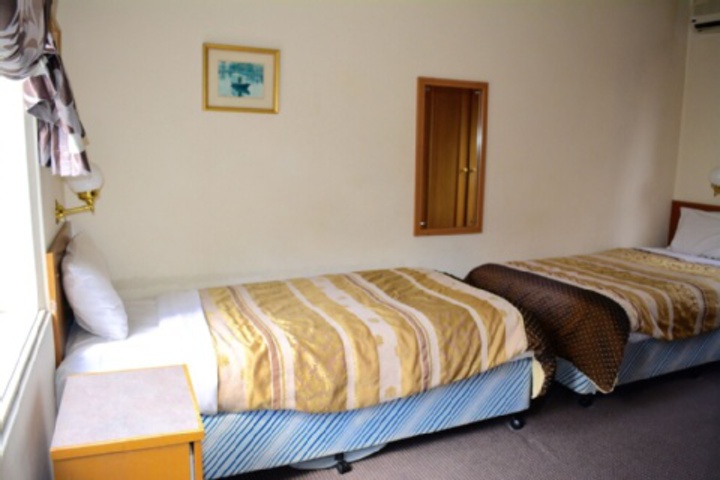 Room 480 of 768