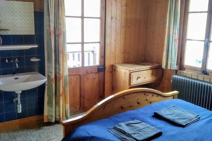 Room 14 of 51