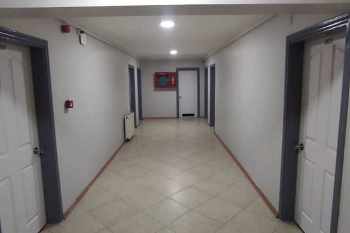 Ballroom/Hall 17 of 19