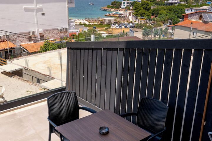 Terrace/Patio 47 of 94